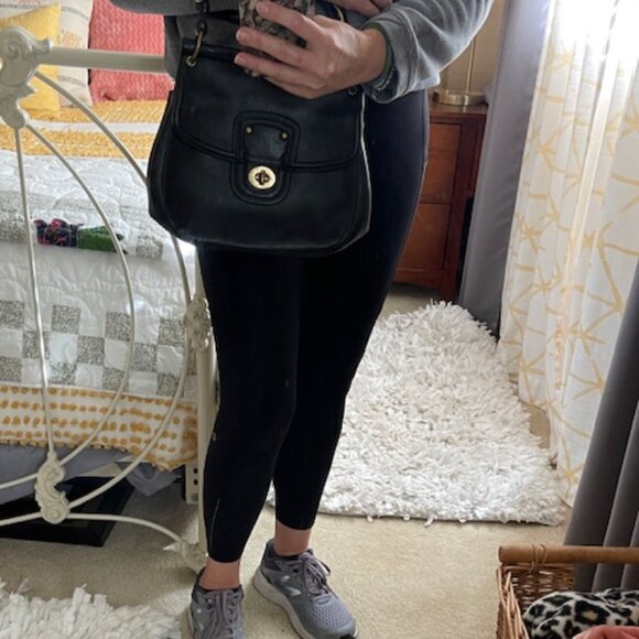 Preloved Coach Willis Legacy multi purse - Picture 4 of 7